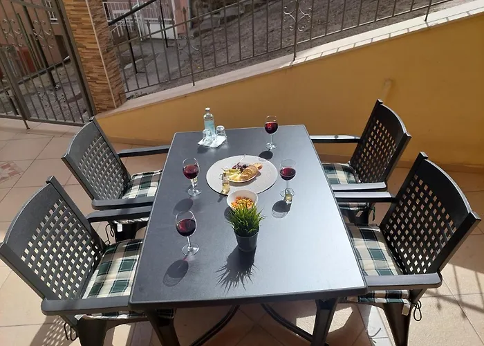 1 新马尔马拉斯